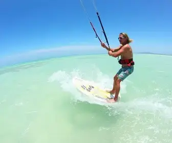 Kitesurf em Jericoacoara: guia prático com dicas essenciais